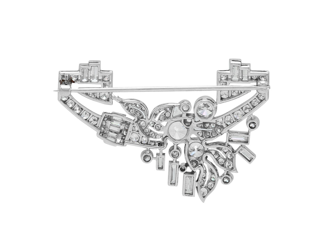 Art Deco Diamond Brooch in Platinum