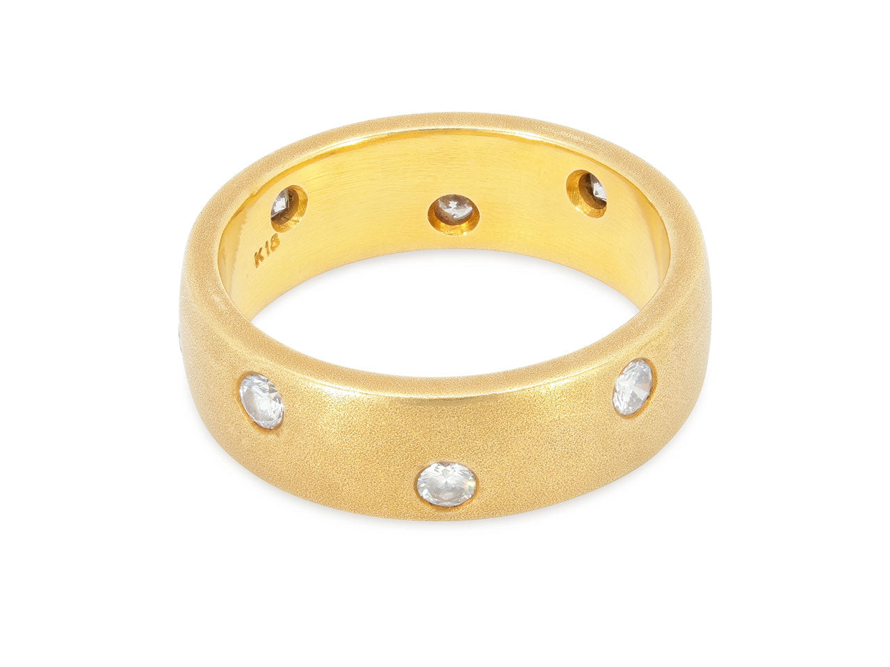 Diamond Band in 18K Gold