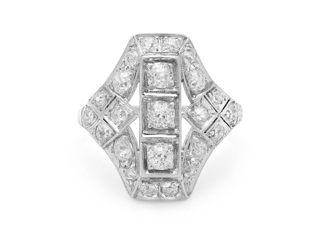 Art Deco Diamond Ring in Platinum