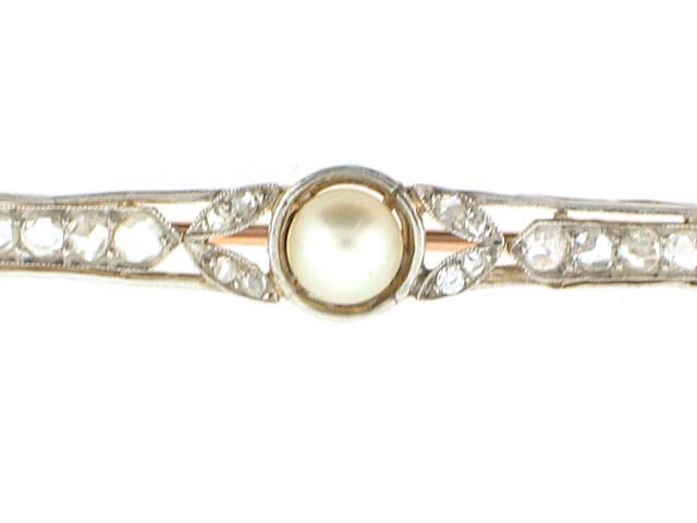 Antique Edwardian Diamond Bar Brooch in 18K and Platinum