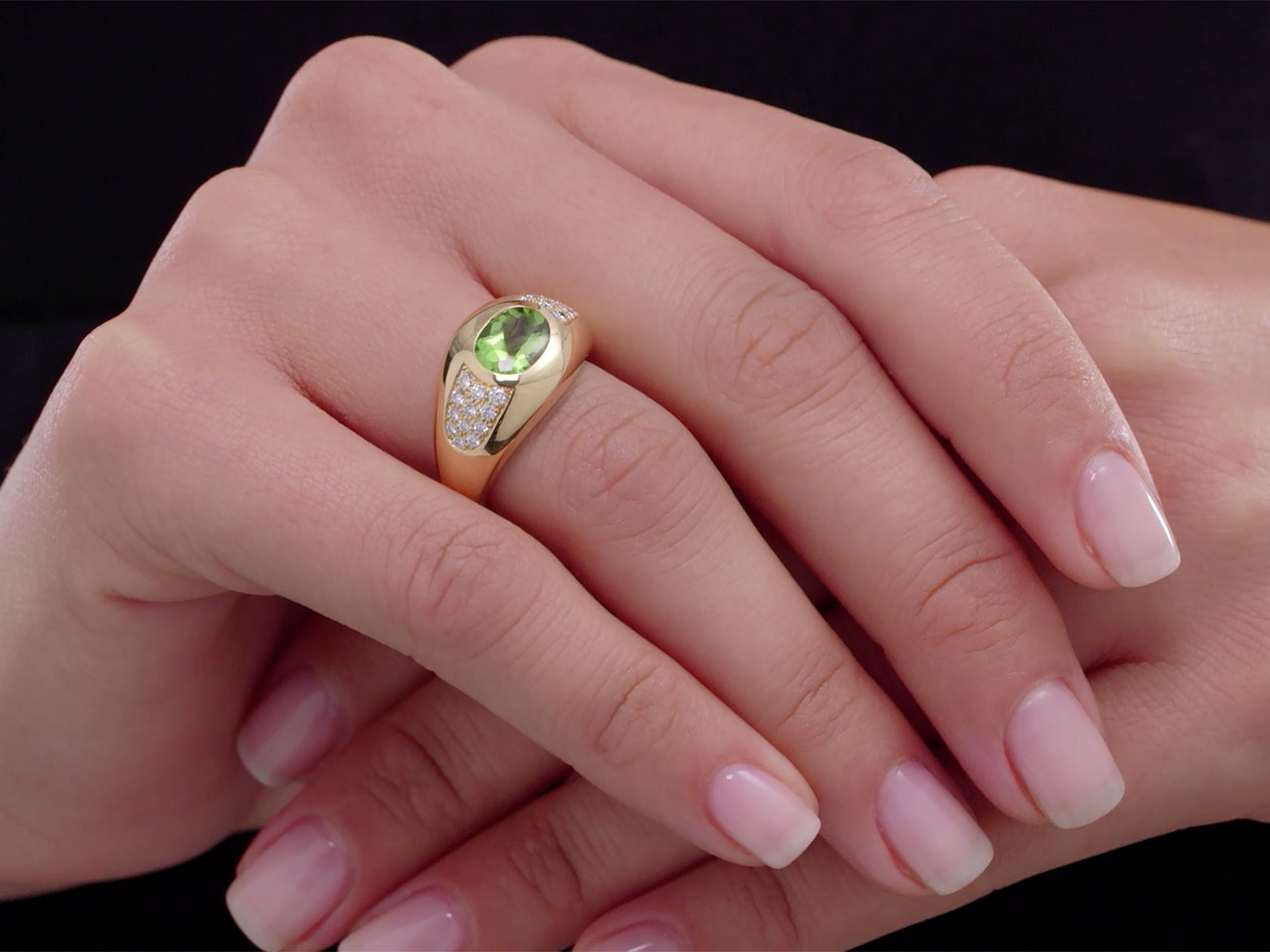 Mauboussin Peridot and Diamond 'Aloha' Ring in 18K