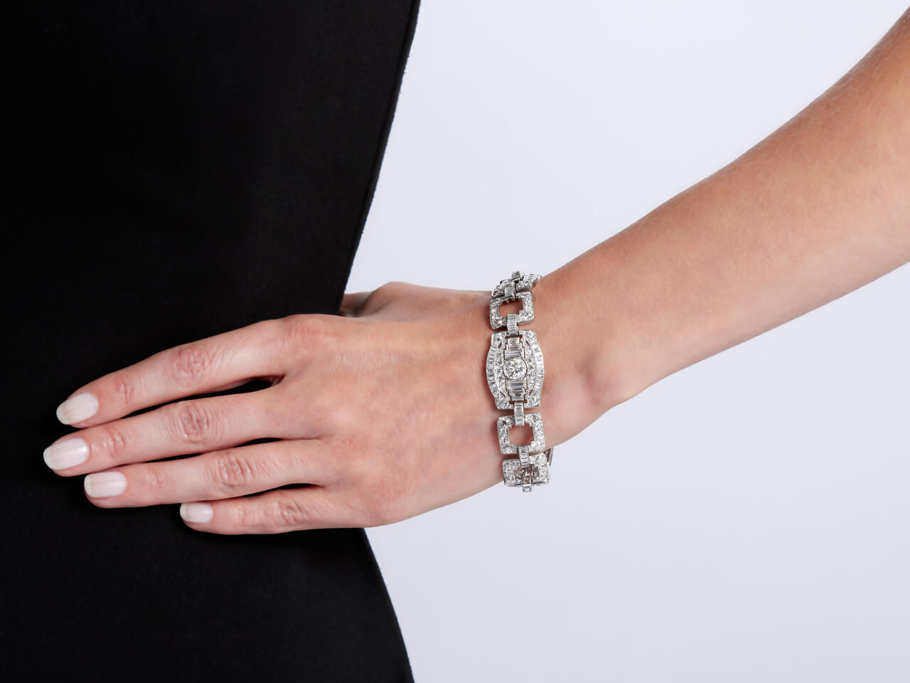 Art Deco Diamond Bracelet in Platinum