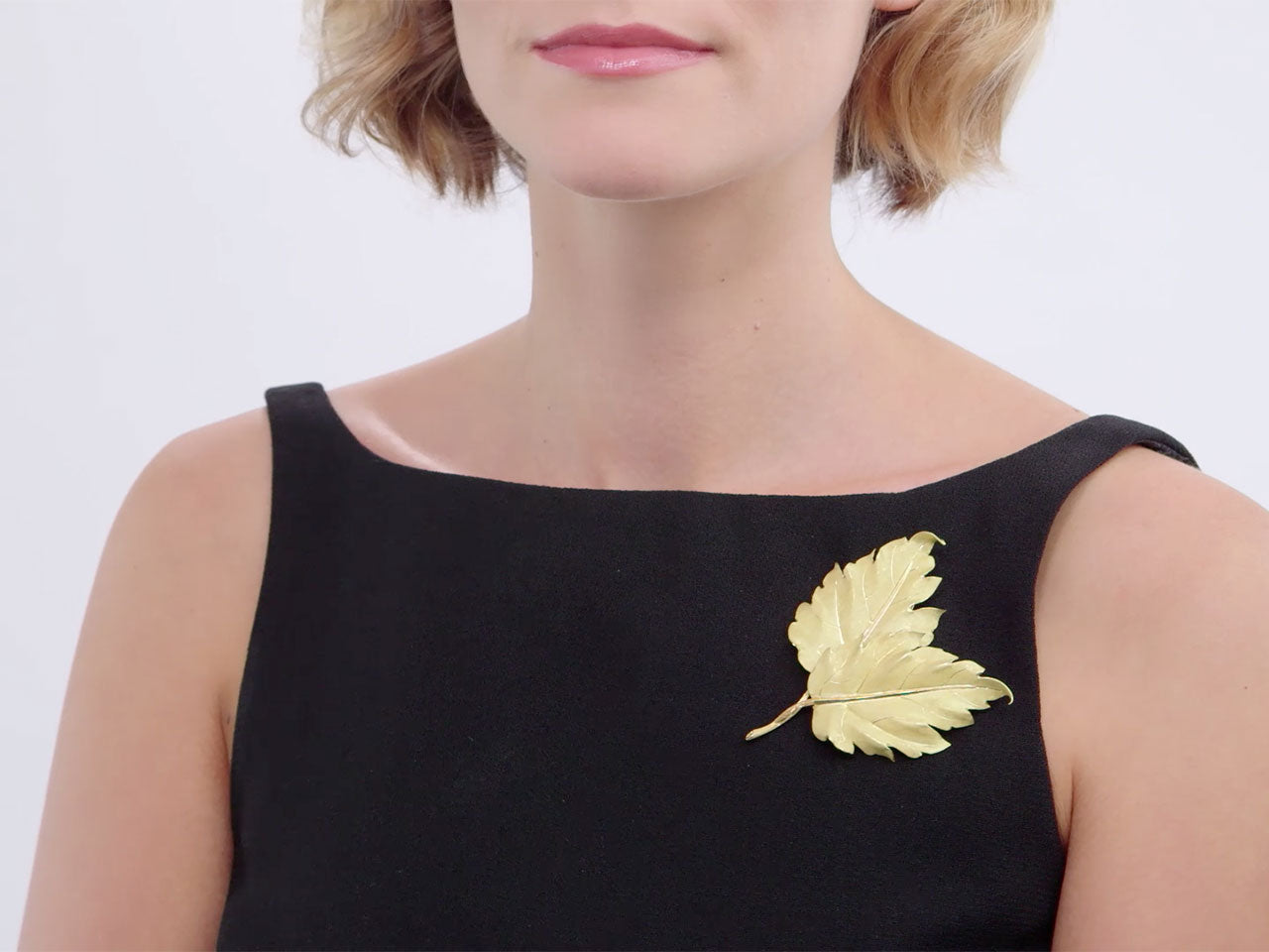 Buccellati Leaf Brooch in 18K