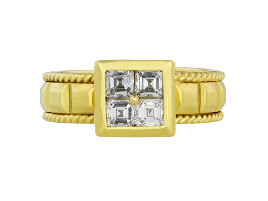 Square-cut Diamond Ring in 18K Gold