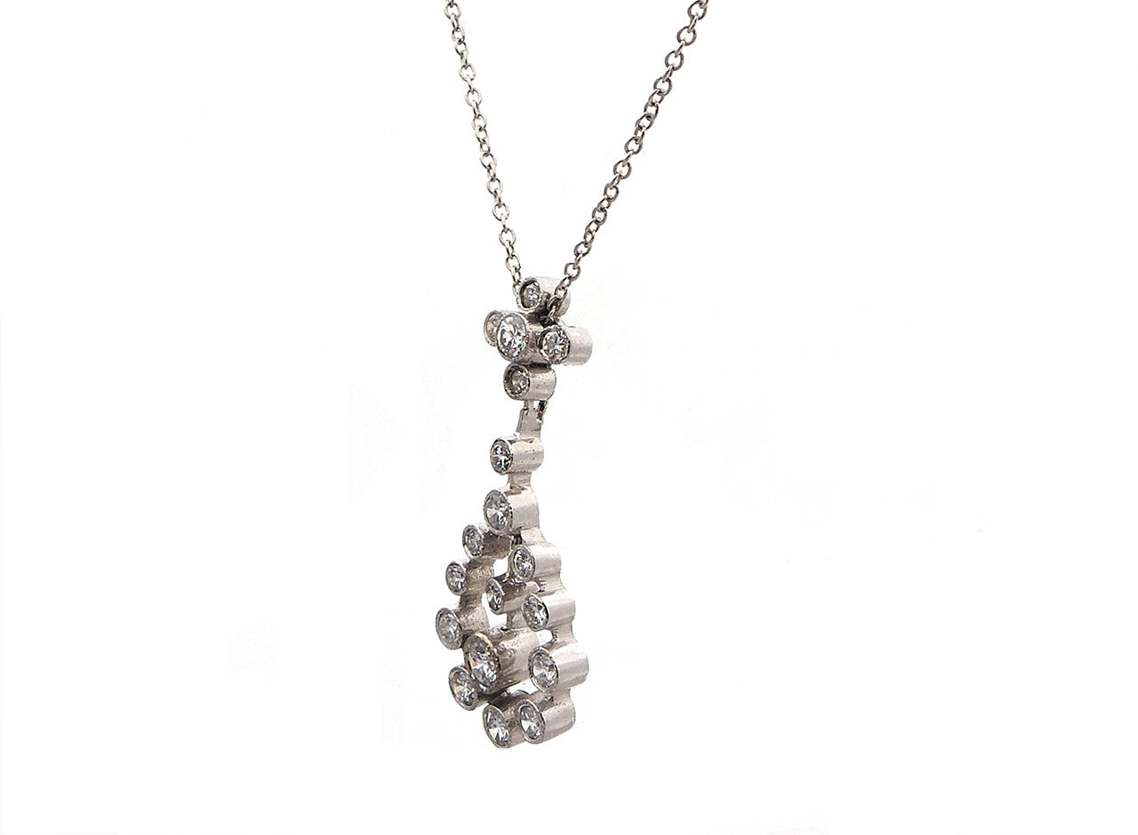 Diamond Pendent Necklace in 18K White Gold