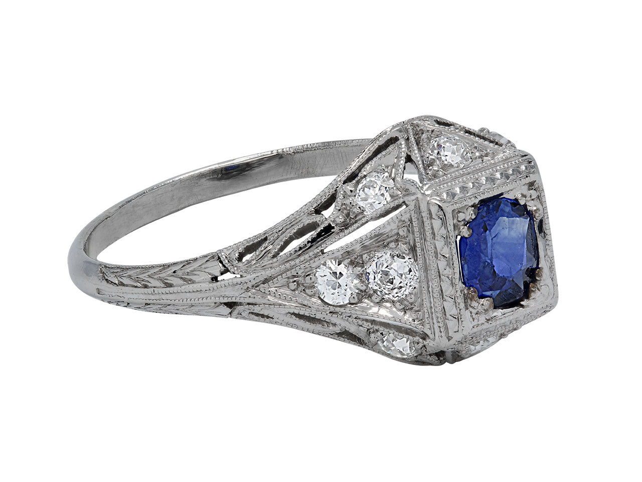 Art Deco Sapphire and Diamond Ring in Platinum