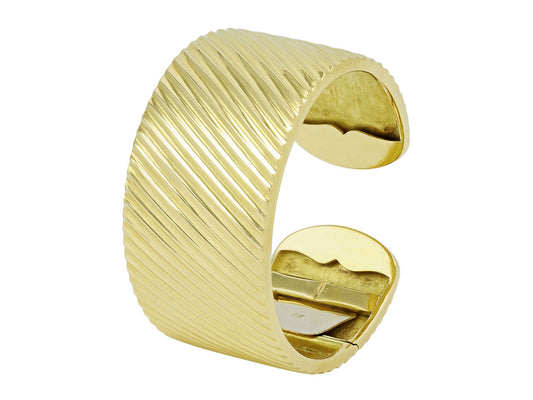 Textured Bangle Bracelet in 18K Gold