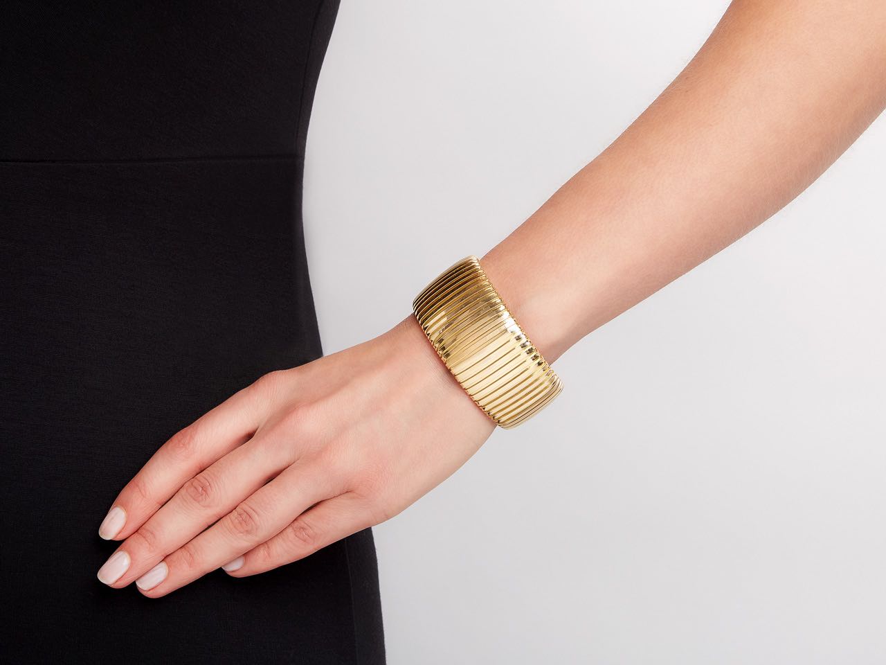 Wide Gold Cuff in 18K Gold, by Beladora