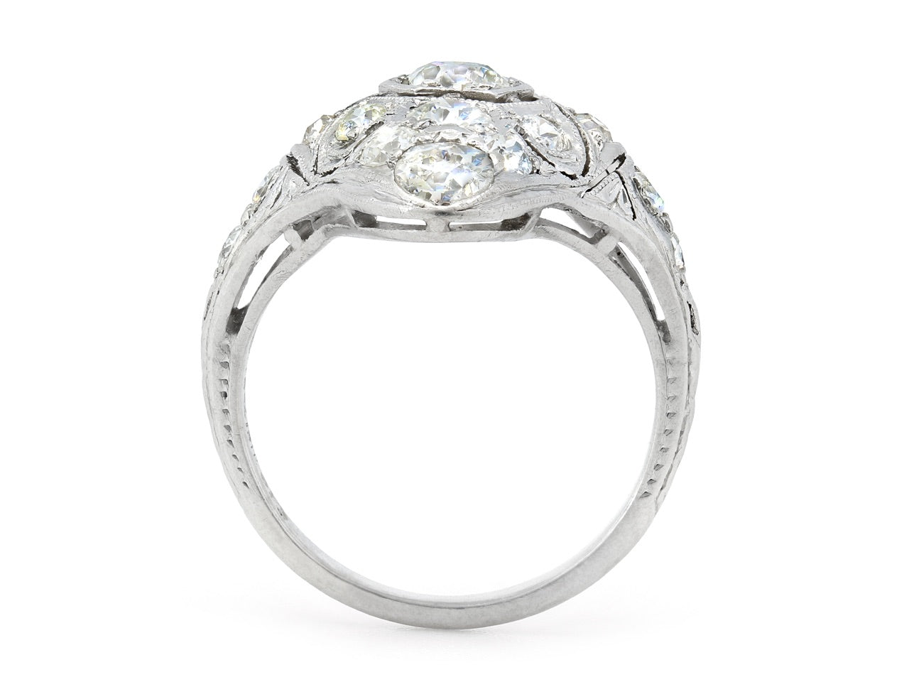 Antique Edwardian Diamond Filigree Ring in Platinum