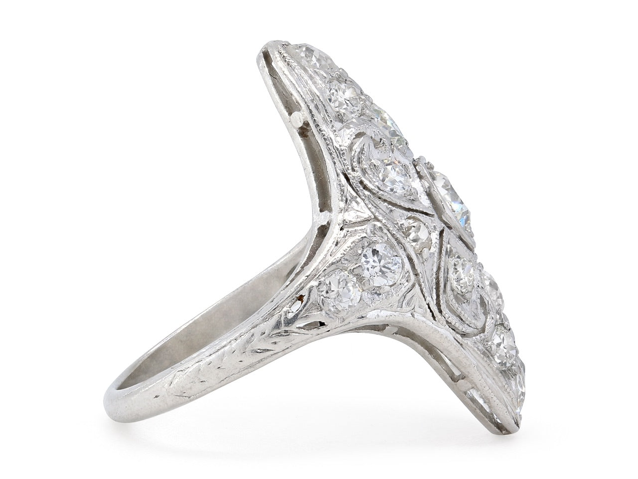 Antique Edwardian Diamond Filigree Ring in Platinum