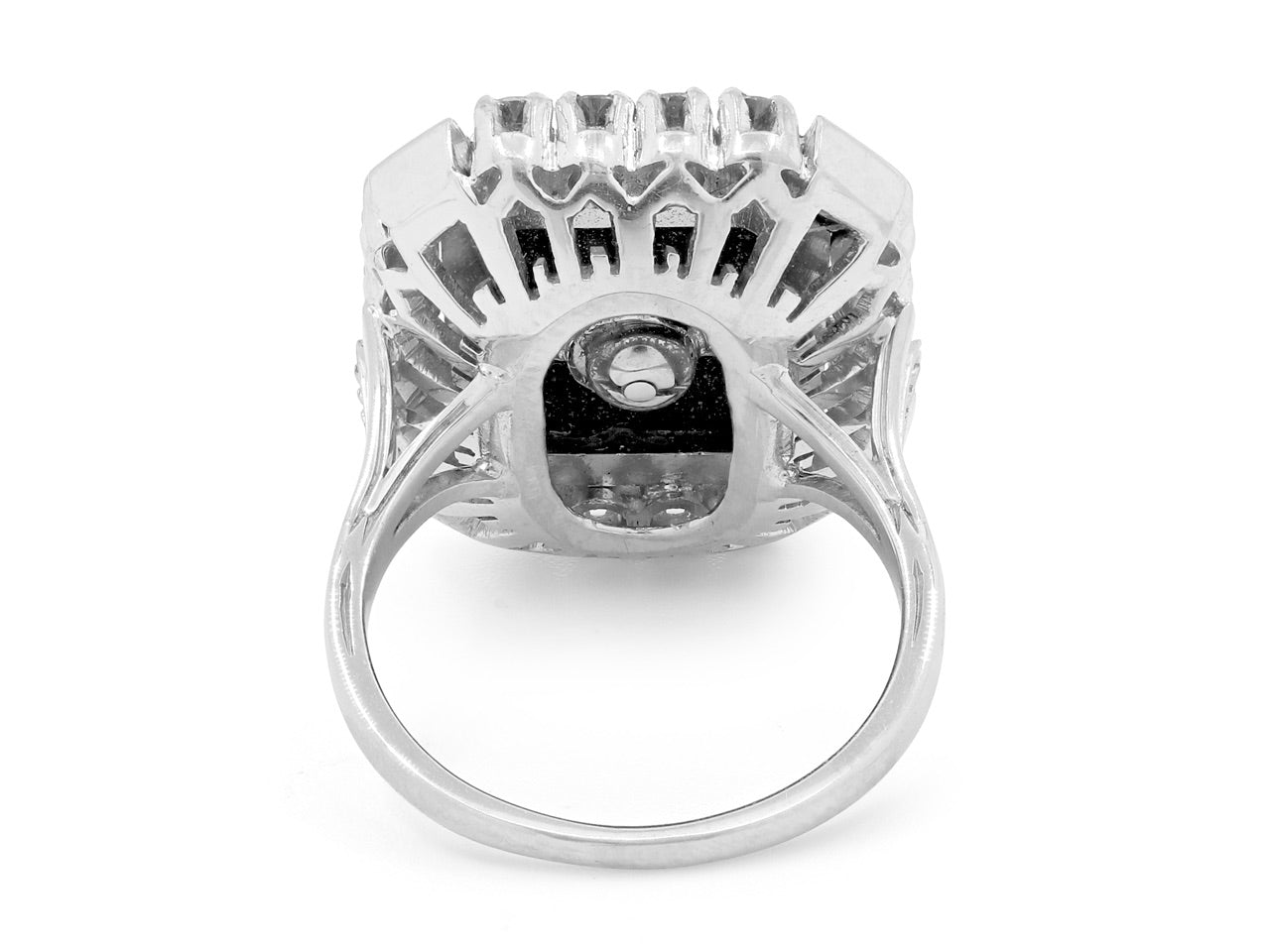 Art Deco-Style Diamond and Onyx Ring in 18K White Gold