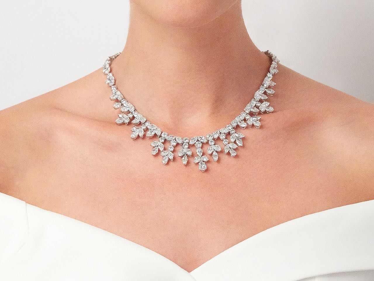 Mid-Century Diamond Garland Necklace in Platinum, Jacques Timey for Harry Winston