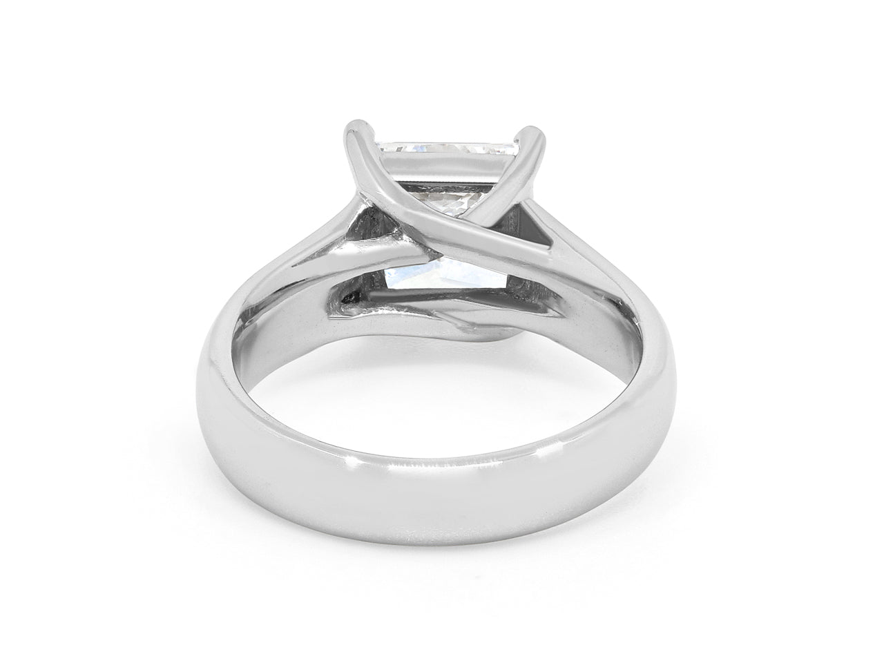 Princess-Cut Diamond, 2.08 Carat G/VS2, Solitaire Ring in Platinum