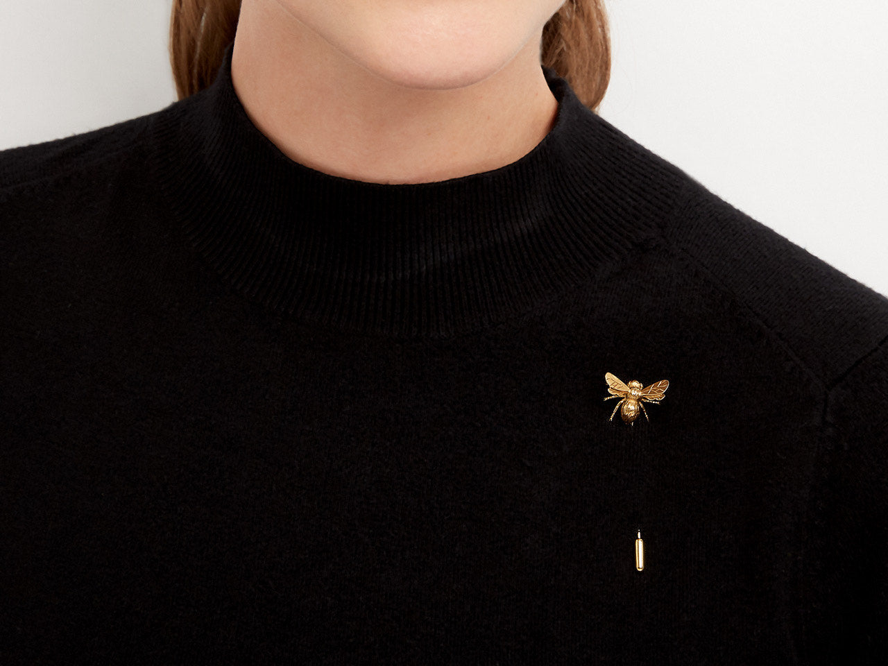 Theo Fennell Bee Stick Pin in 18K Gold