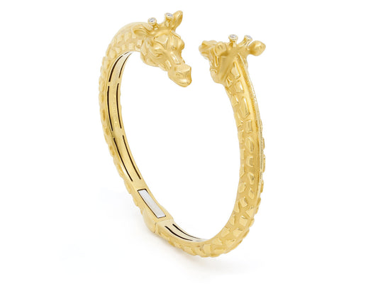 Carrera y Carrera Giraffe Bangle in 18K Gold