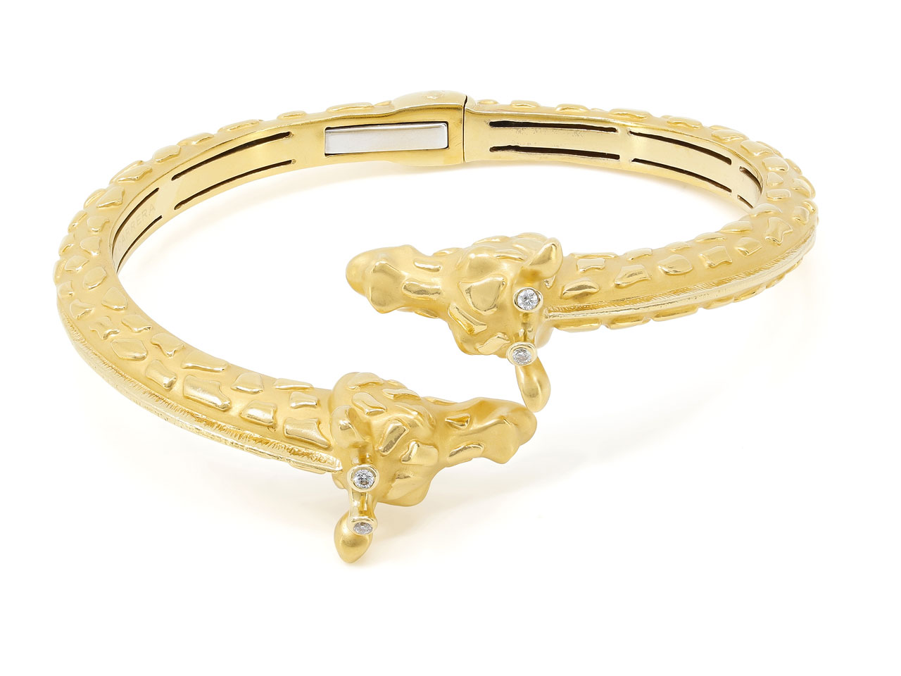 Carrera y Carrera Giraffe Bangle in 18K Gold