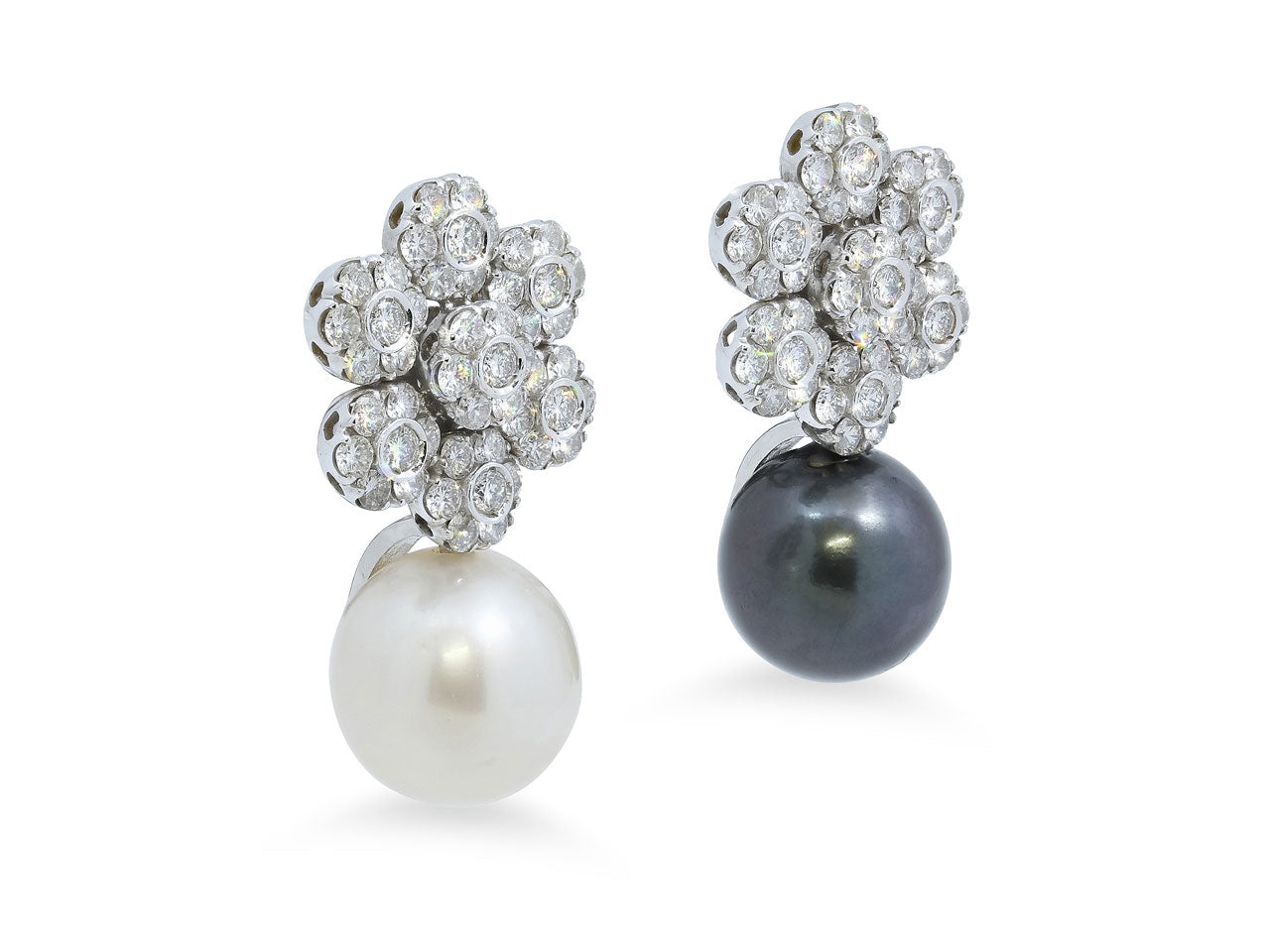 Diamond and Pearl Earrings in 18K White Gold