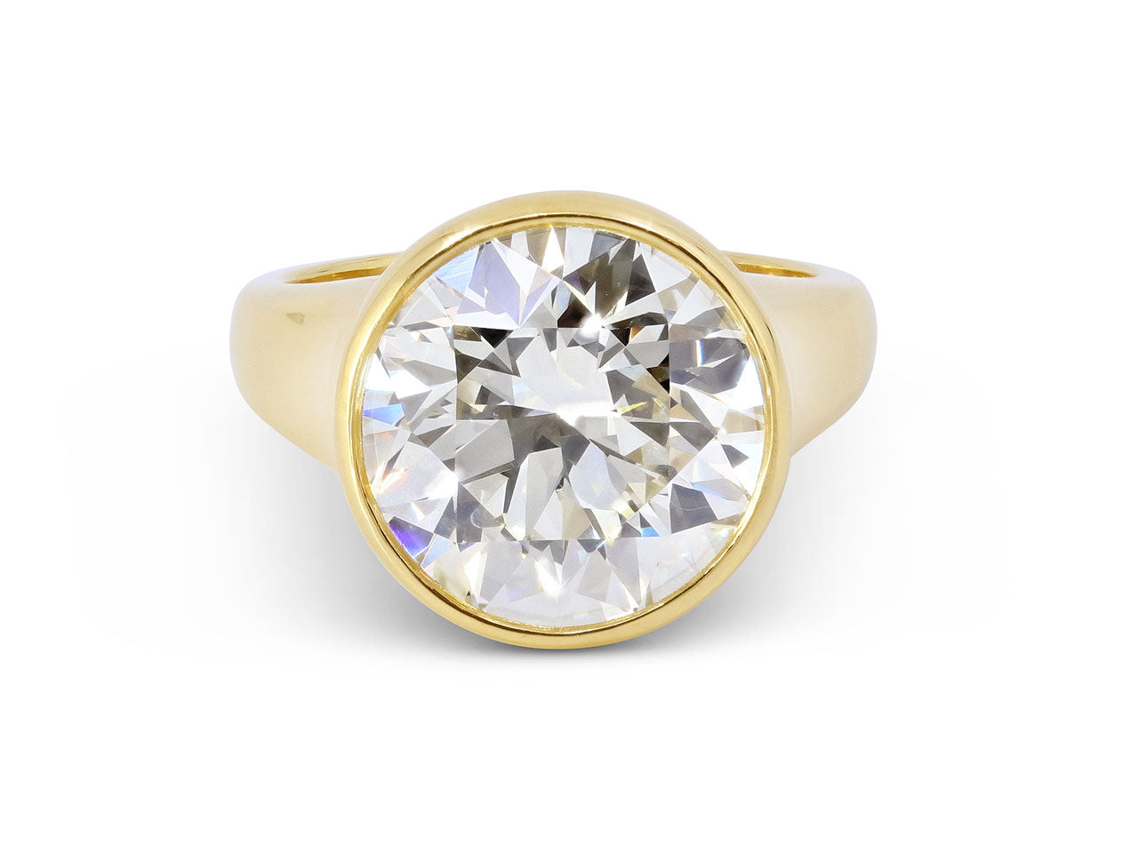 Beladora 'Bespoke' Bezel-set Diamond, 7.09 carats, in 18K Gold