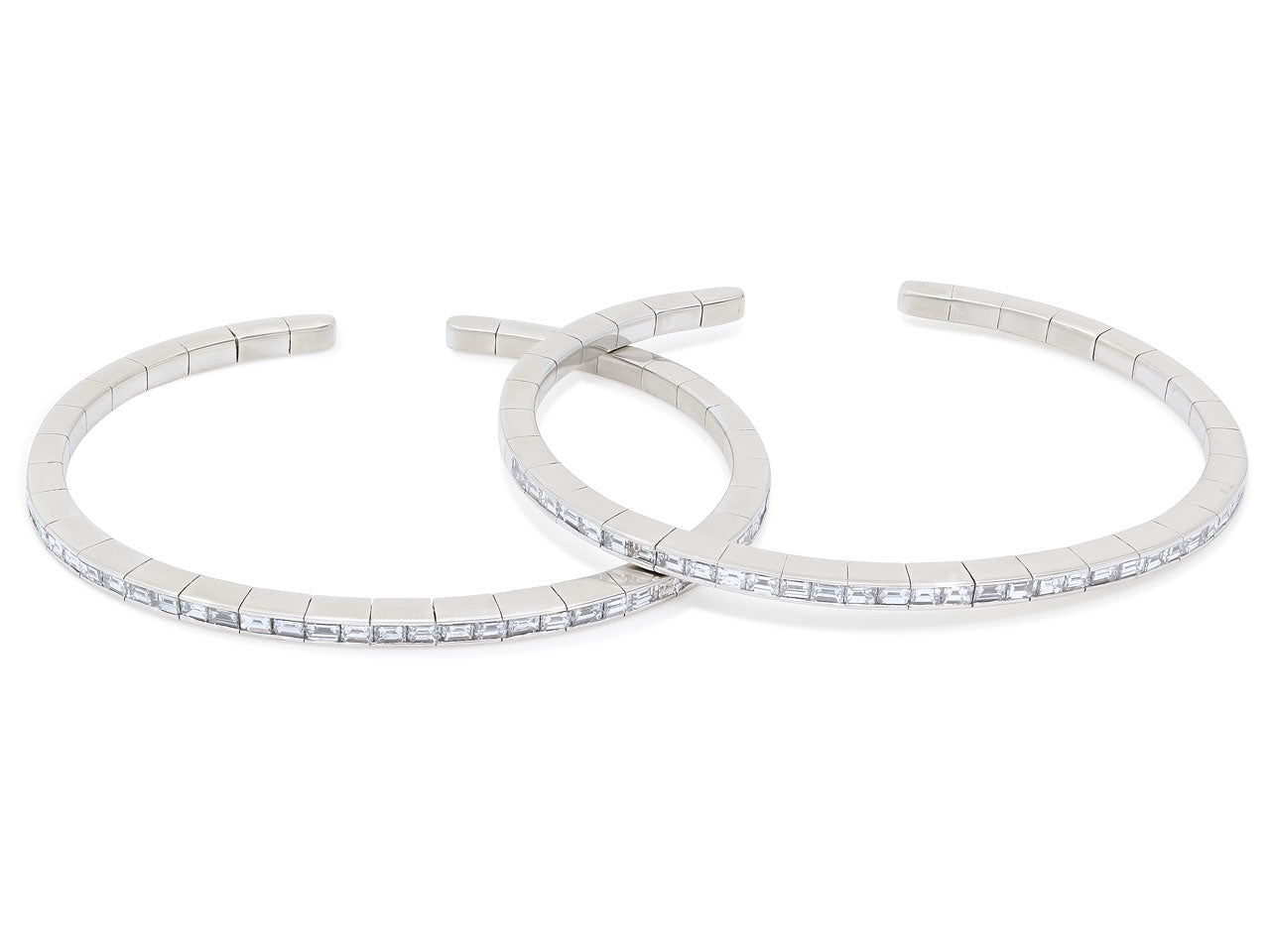 Pair of Flexible Diamond Bangle Bracelets in 18K White Gold