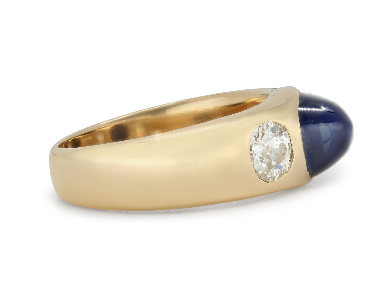 Mid-Century Cabochon Sapphire and Diamond Ring in 18K Gold