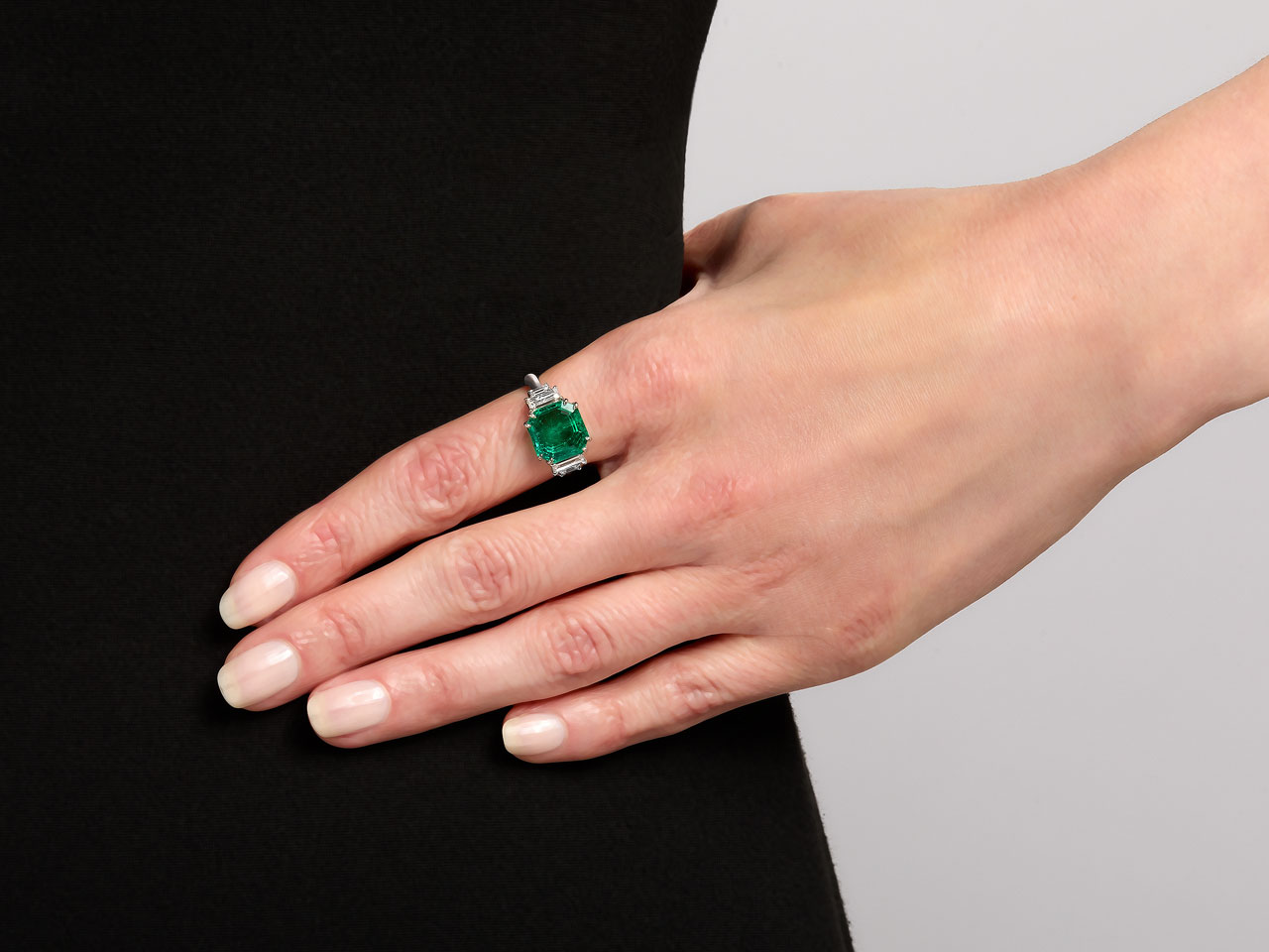 Beladora 'Bespoke' Colombian Emerald, 2.71 carat, and Diamond Ring in Platinum