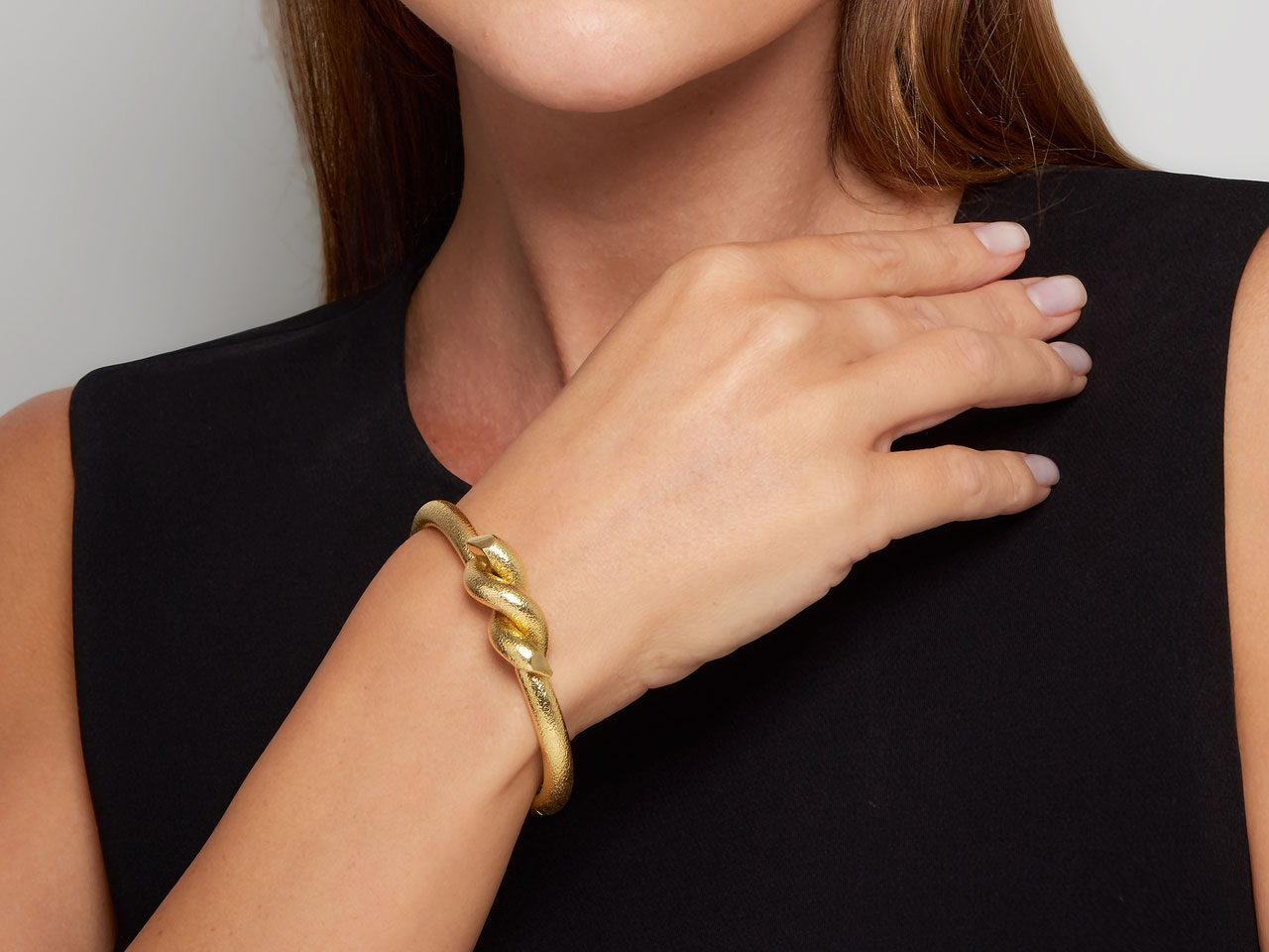 David Webb 'Twisted Nail' Cuff Bracelet in 18K Gold