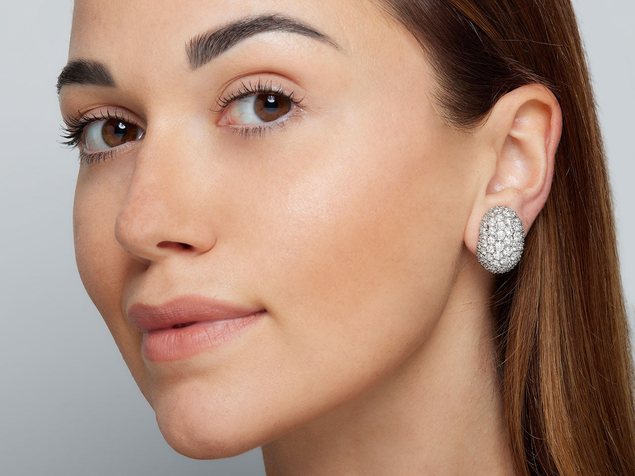 Van Cleef & Arpels Diamond Bombé Earrings in Platinum