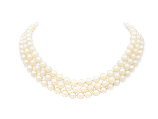 Mid-Century Pearl Necklace with Diamond Clasp in Platinum