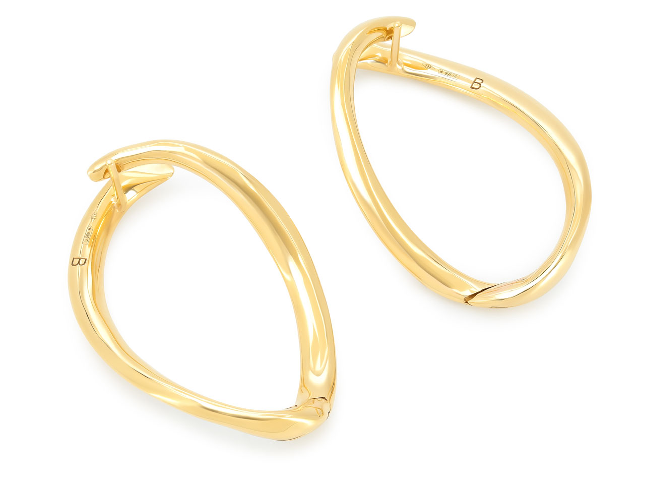 Loop Earrings in 18K Gold, by Beladora