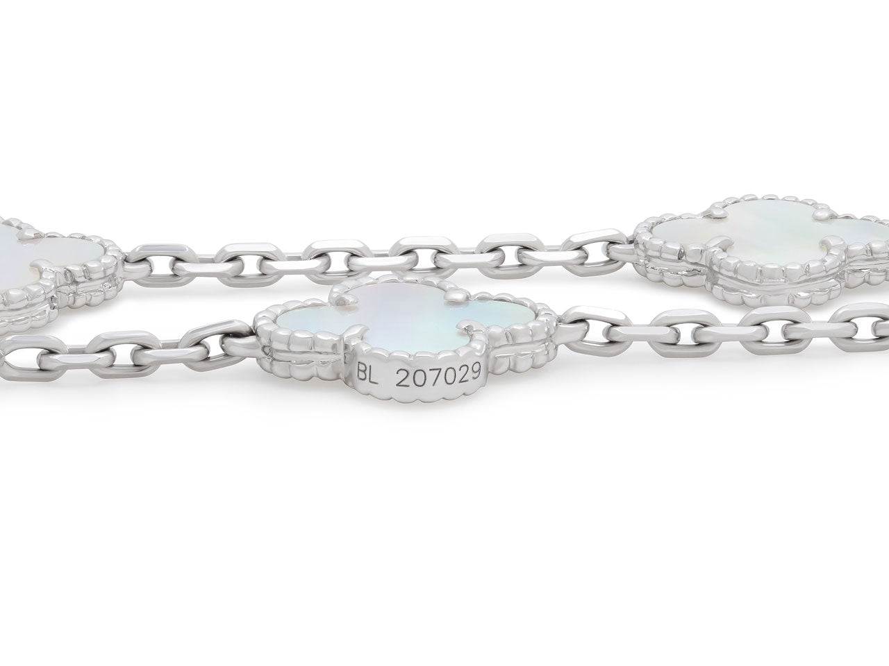 Van Cleef & Arpels 'Vintage Alhambra' Mother-of-Pearl Necklace, 20 motifs, in 18K White Gold