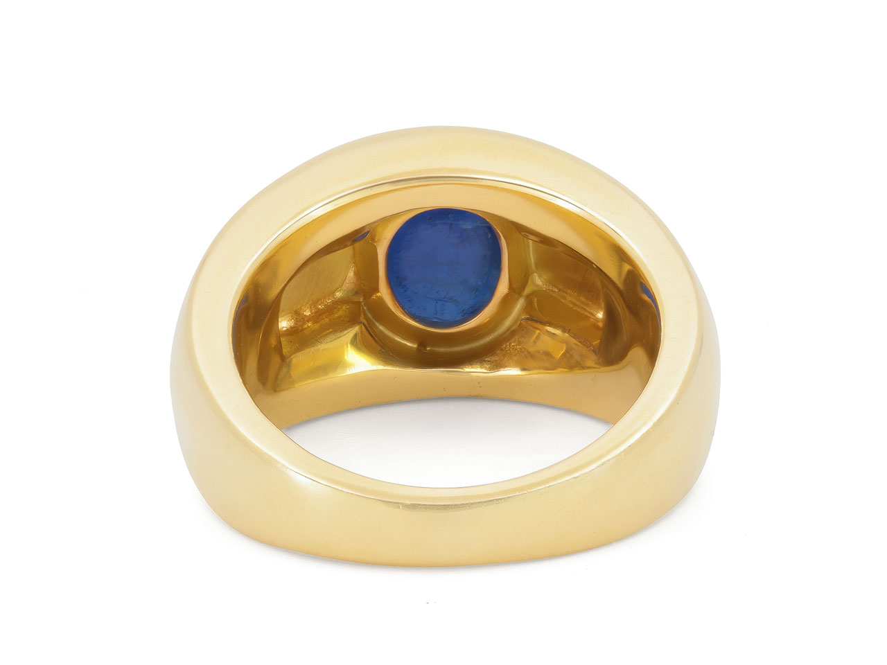 Van Cleef & Arpels Cabochon Sapphire Ring in 18K Gold