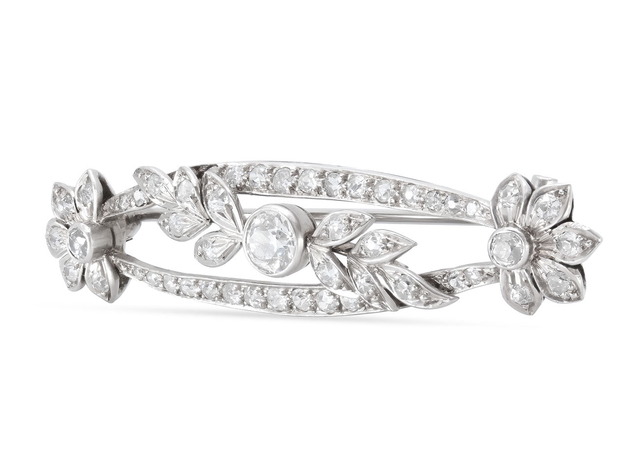 Antique Edwardian Diamond Brooch in Platinum