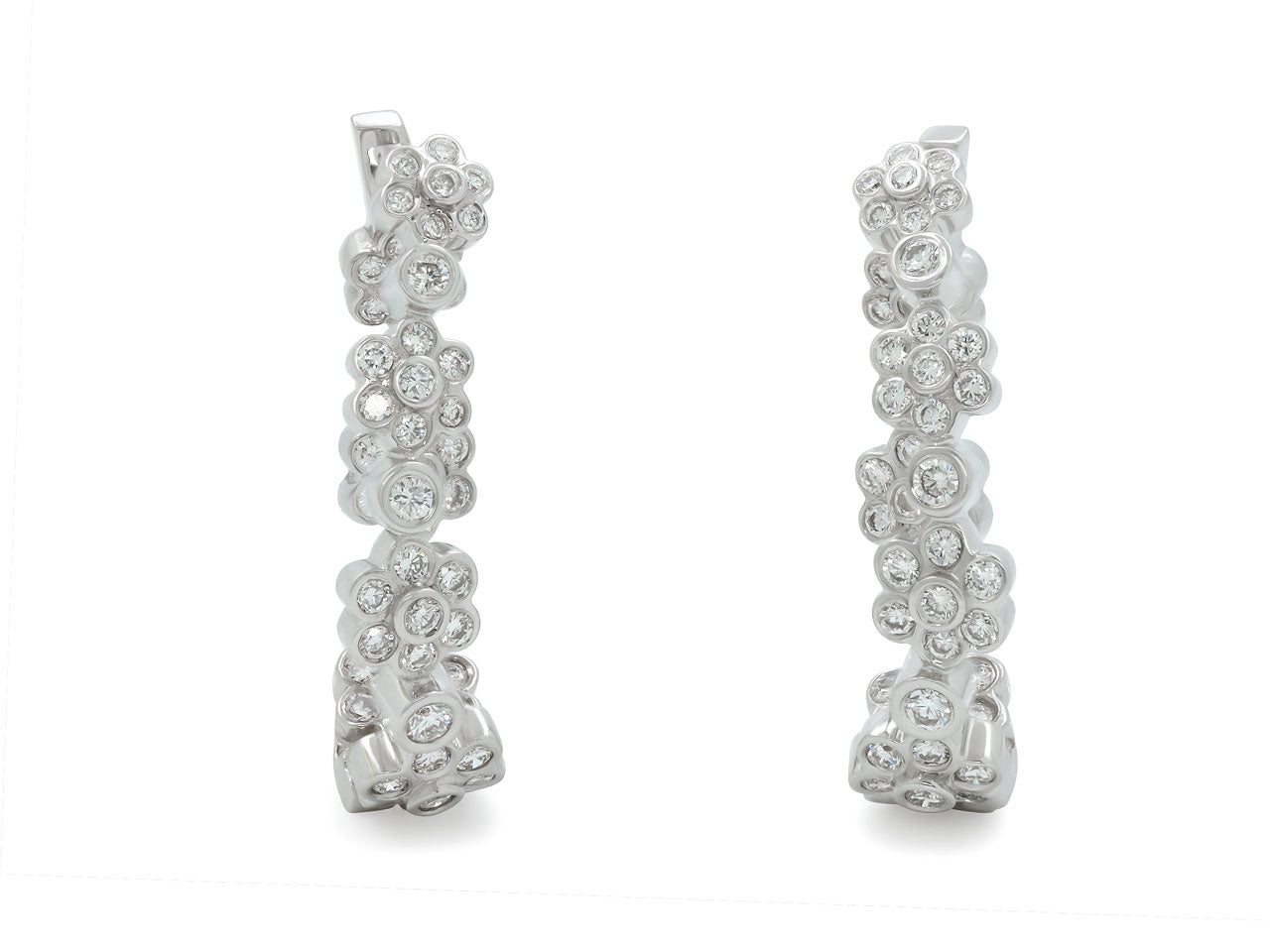 Diamond Earrings in 18K White Gold