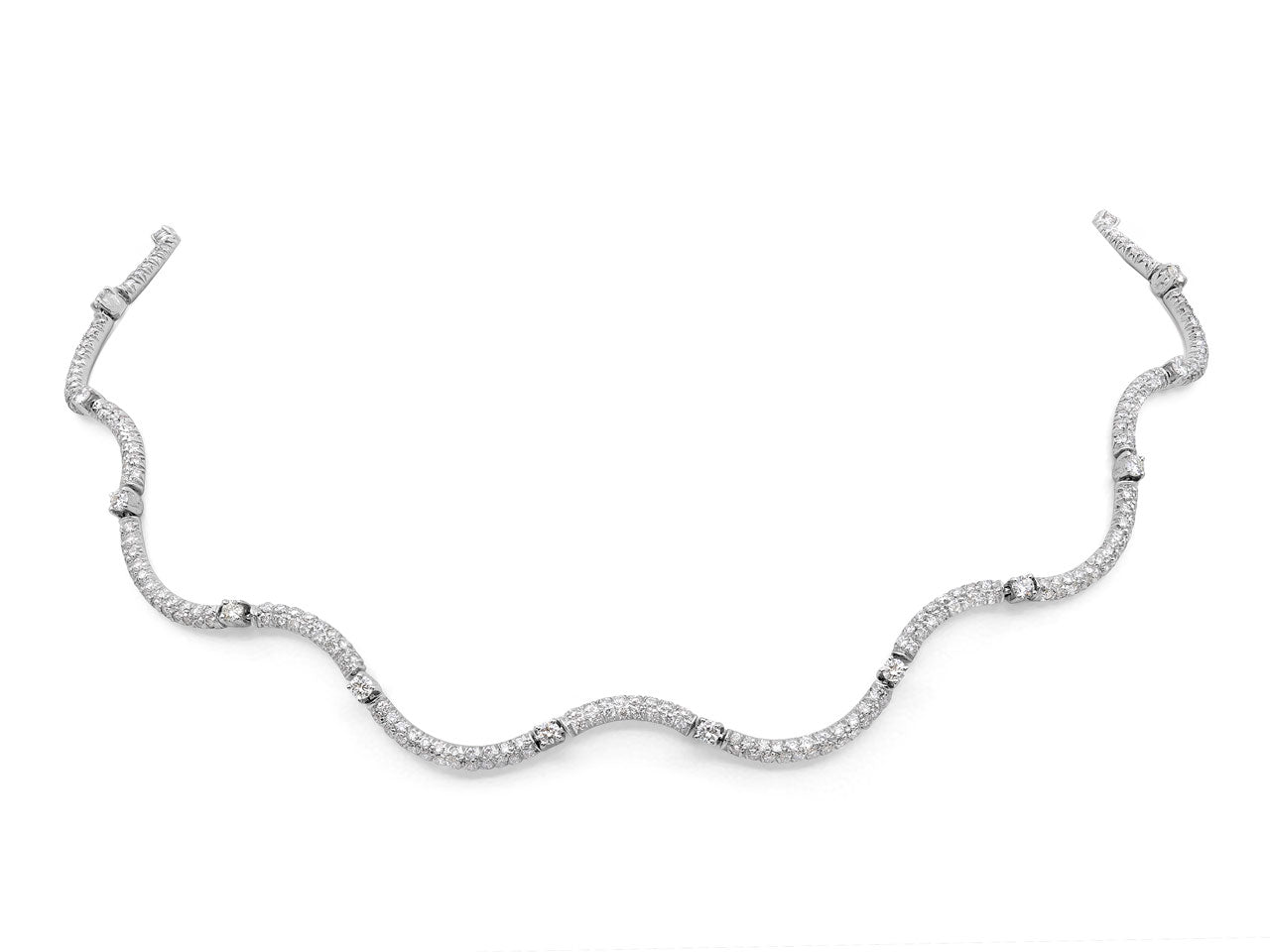 Diamond Scalloped Necklace in 18K White Gold