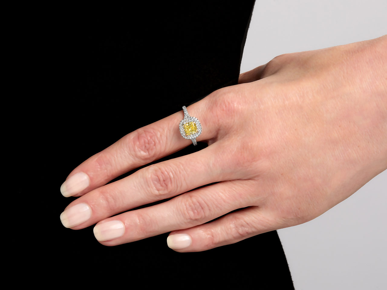 Tiffany & Co. Platinum Princess Cut Diamond Engagement Ring Size 6.25 -  $2,850.00 at El Palacio Jewelry Shop