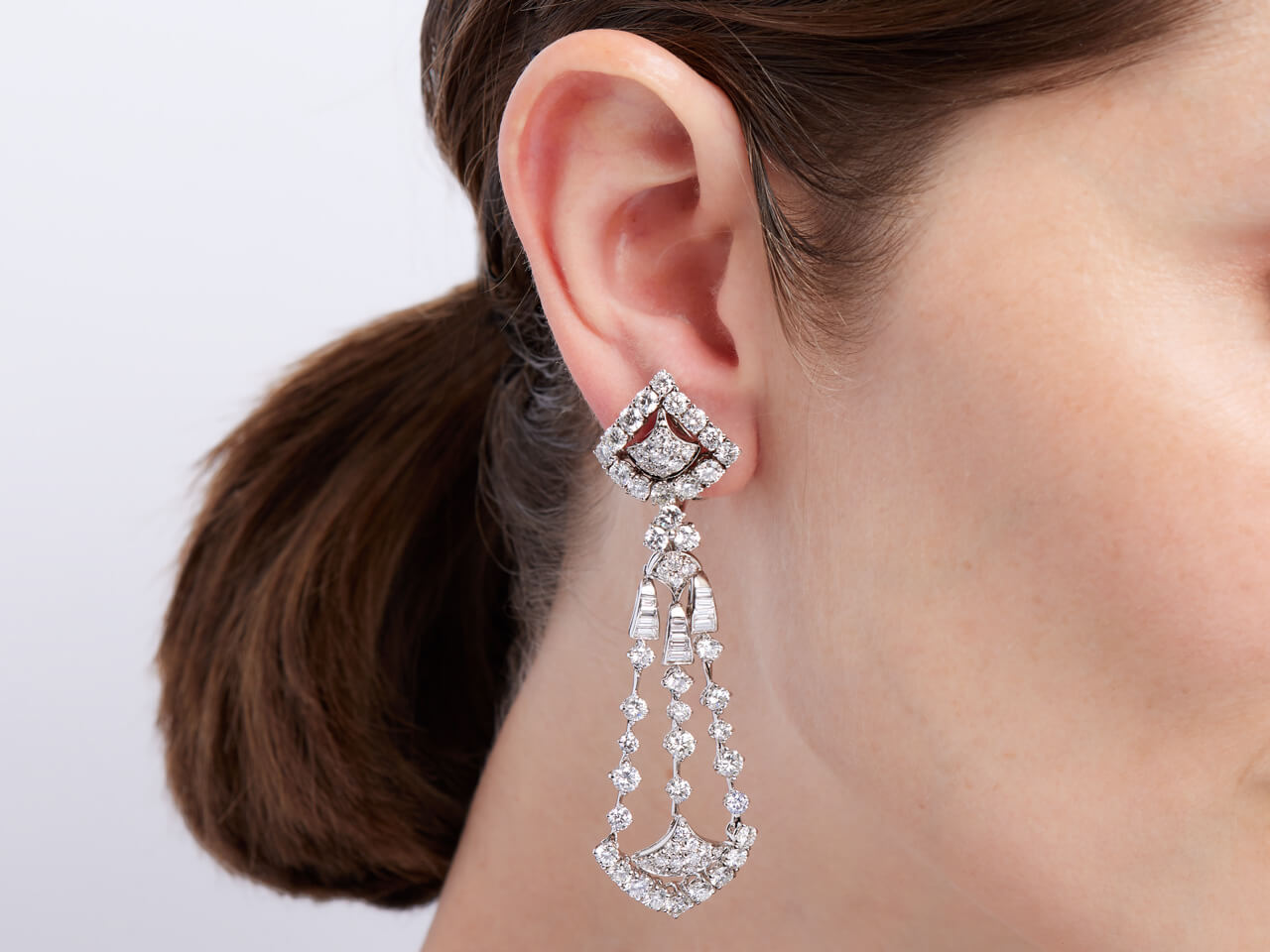 Buy Shimmering Chandelier Design Diamond and Rose Gold Earrings Online |  ORRA